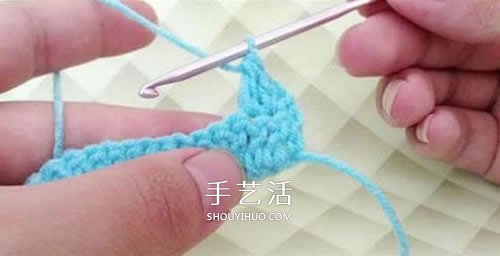 冬天看電視時保護(hù)腳 手工鉤針編織保暖襪教程 -  rpnrmr.com