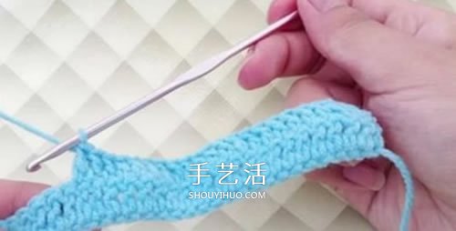 冬天看電視時保護(hù)腳 手工鉤針編織保暖襪教程 -  rpnrmr.com
