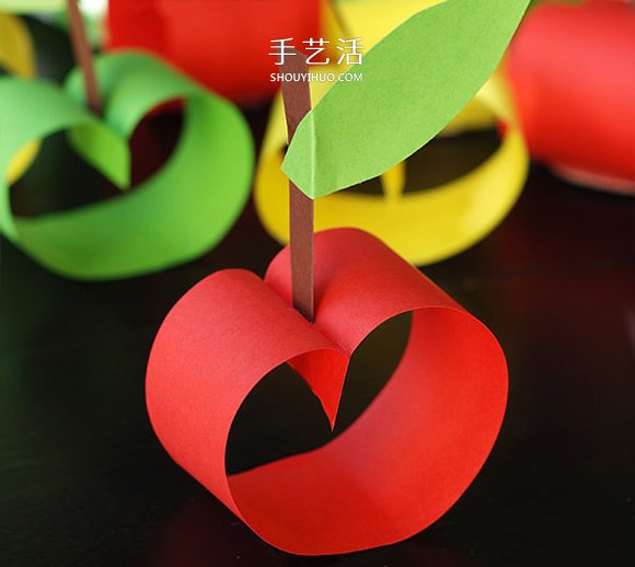幼兒園手工蘋果的做法 簡單卡紙制作小蘋果 -  rpnrmr.com