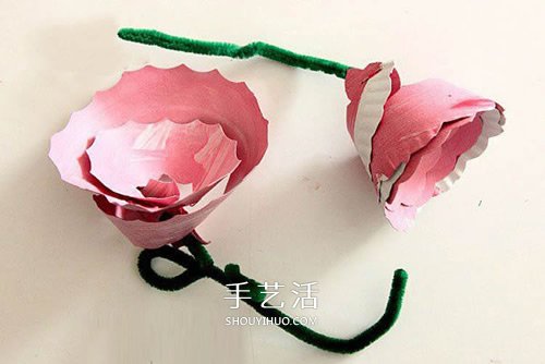 紙盤創(chuàng)意利用小制作 手工做立體玫瑰花圖解 -  rpnrmr.com