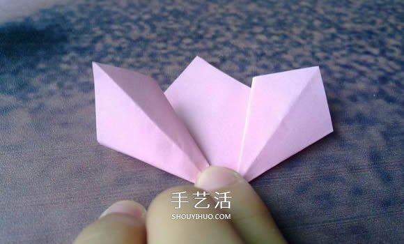 肯定學(xué)得會(huì)！超簡單五瓣櫻花的折紙方法步驟 -  rpnrmr.com