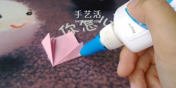 肯定學(xué)得會(huì)！超簡單五瓣櫻花的折紙方法步驟 -  rpnrmr.com