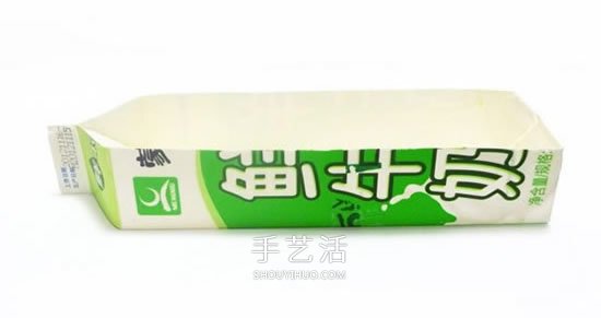 廢牛奶盒手工制作端午節(jié)龍舟的方法圖解 -  rpnrmr.com