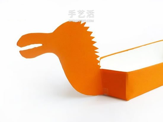 廢牛奶盒手工制作端午節(jié)龍舟的方法圖解 -  rpnrmr.com