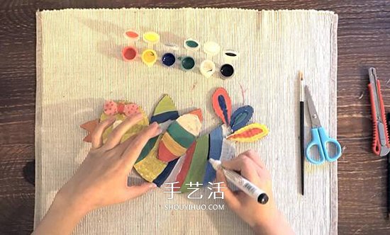幼兒園硬紙板廢物利用 手工做一只多彩的小鳥 -  rpnrmr.com