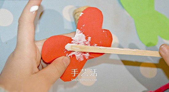 紅酒瓶塞做蝴蝶 簡(jiǎn)單幼兒環(huán)保手工制作教程 -  rpnrmr.com