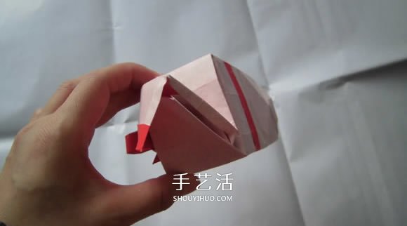 只用一張紙！折紙蝴蝶結(jié)禮品盒的圖解步驟 -  rpnrmr.com