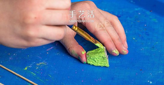 雞蛋托和蛋糕紙廢物利用 手工做美麗康乃馨 -  rpnrmr.com