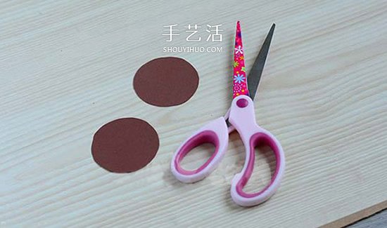 用葉子制作向日葵方法 自制樹葉太陽花圖解 -  rpnrmr.com