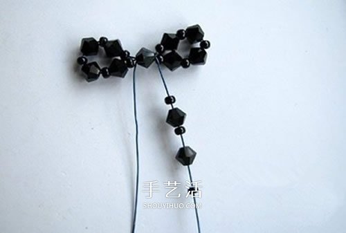 簡(jiǎn)單入門(mén)容易學(xué)！手工串珠蝴蝶戒指的做法 -  rpnrmr.com