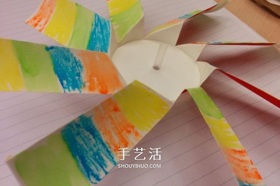 用紙杯做風(fēng)車(chē)制作步驟 紙杯風(fēng)車(chē)的做法圖片 -  rpnrmr.com