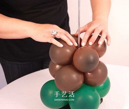 氣球造型大樹手工制作 植樹節(jié)用氣球做大樹 -  rpnrmr.com