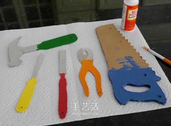 父親節(jié)掛飾手工制作 用硬紙板做工具掛飾 -  rpnrmr.com