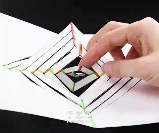 只用一張卡紙做3D旋轉(zhuǎn)裝置 打開閉合就會(huì)轉(zhuǎn)動(dòng) -  rpnrmr.com