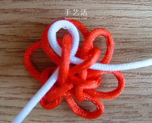 中國(guó)結(jié)之團(tuán)錦結(jié)滾邊法編織小花飾品的方法 -  rpnrmr.com