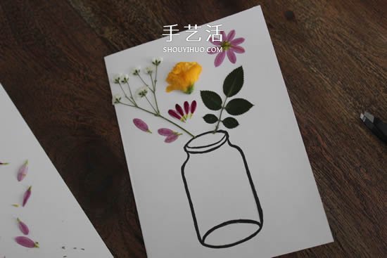 自制母親節(jié)壓花卡片 用干花做賀卡的方法圖解 -  rpnrmr.com