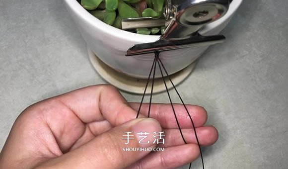 小清新四股繩手鏈的編法 手工編可愛(ài)手繩圖解 -  rpnrmr.com