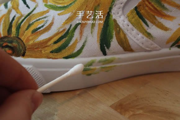 帆布鞋怎么畫的教程 把梵高的向日葵畫到鞋上 -  rpnrmr.com