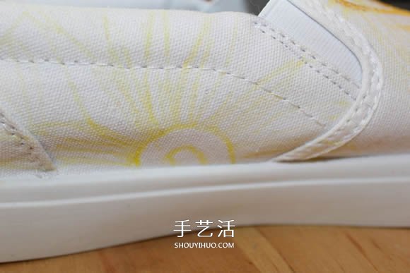 帆布鞋怎么畫的教程 把梵高的向日葵畫到鞋上 -  rpnrmr.com