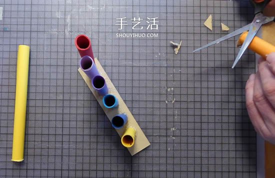 自制簡(jiǎn)易排簫的方法 兒童用卡紙做排簫玩具 -  rpnrmr.com