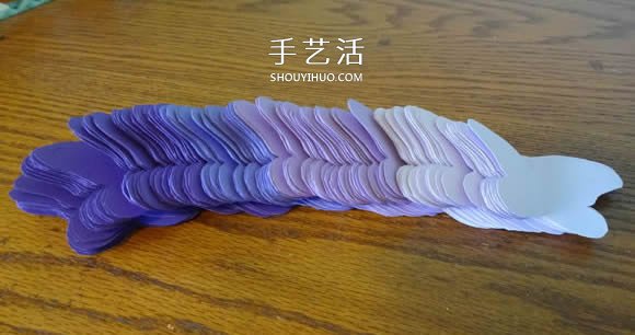 卡紙手工制作蝴蝶 粘貼美麗愛(ài)心墻飾的方法 -  rpnrmr.com