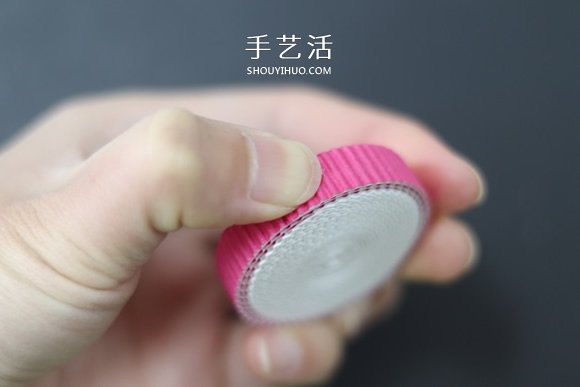 飯小姐的環(huán)保小手工 利用瓦楞紙制作火龍果掛件 -  rpnrmr.com