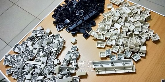 晚晨的創(chuàng)意DIY：廢舊電腦鍵盤鼠標制作機器人 -  rpnrmr.com