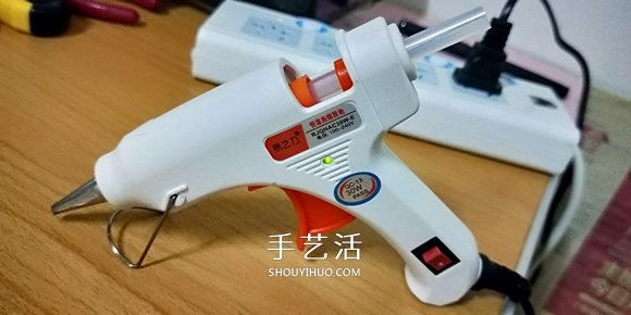 晚晨的創(chuàng)意DIY：廢舊電腦鍵盤鼠標制作機器人 -  rpnrmr.com