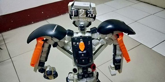 晚晨的創(chuàng)意DIY：廢舊電腦鍵盤鼠標制作機器人 -  rpnrmr.com