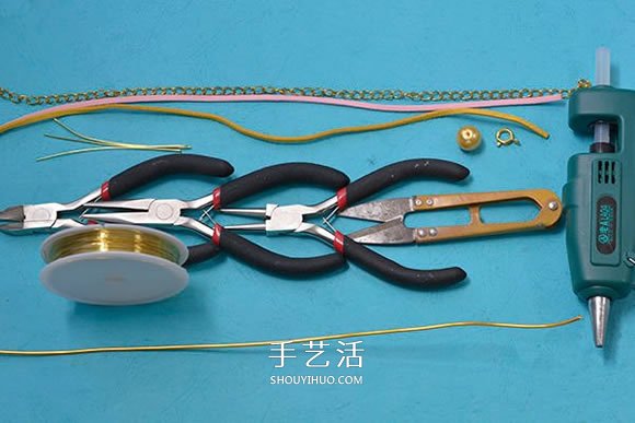 麂皮繩手鏈的編法圖解 雙色皮革編織手鏈教程 -  rpnrmr.com