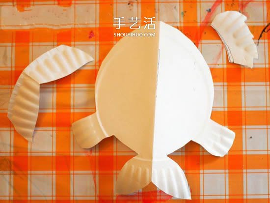 幼兒園用紙盤(pán)手工制作小魚(yú)的方法教程 -  rpnrmr.com