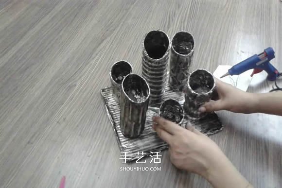 卷紙筒保鮮膜筒廢物利用 手工制作多孔筆筒 -  rpnrmr.com