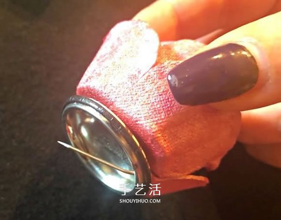 雞蛋盒廢物利用 手工制作玫瑰花胸花圖解 -  rpnrmr.com