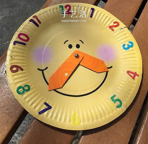 幼兒自制玩具紙盤掛鐘的方法 好玩還能認(rèn)時(shí)間 -  rpnrmr.com