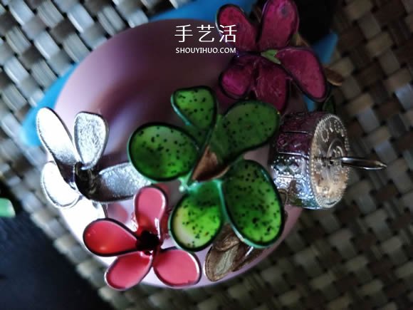 自制美麗指甲油花的方法 用來(lái)點(diǎn)綴飾品超好看 -  rpnrmr.com