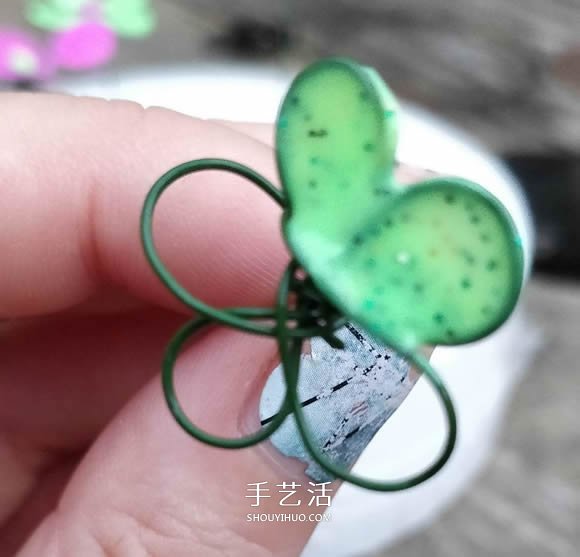 自制美麗指甲油花的方法 用來(lái)點(diǎn)綴飾品超好看 -  rpnrmr.com