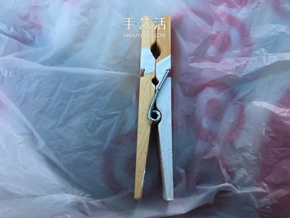 甜蜜婚禮小禮品：用衣夾制作會(huì)親親的新郎新娘 -  rpnrmr.com