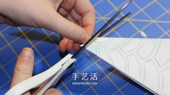 幾種漂亮雪花的折疊和剪紙方法圖解步驟 -  rpnrmr.com