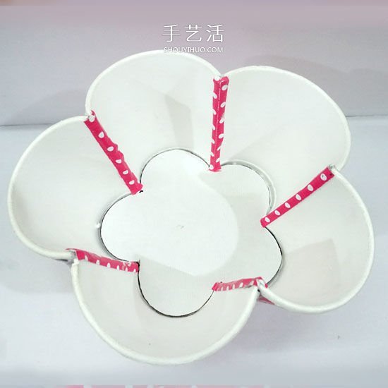 一次性紙杯手工制作漂亮家居飾品的方法 -  rpnrmr.com