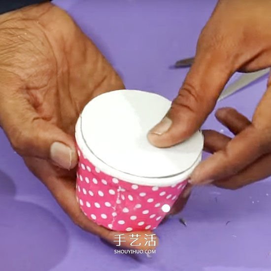 一次性紙杯手工制作漂亮家居飾品的方法 -  rpnrmr.com