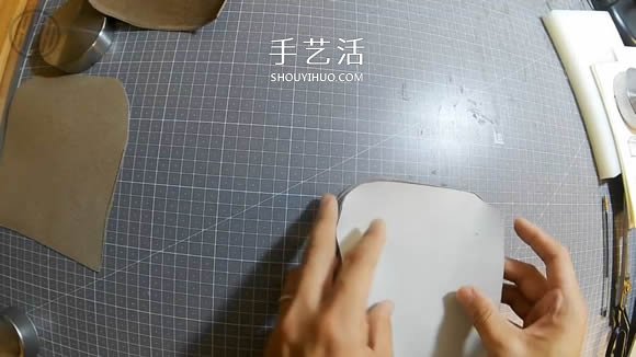 自制簡約時尚皮革紙巾盒的手工制作教程 -  rpnrmr.com