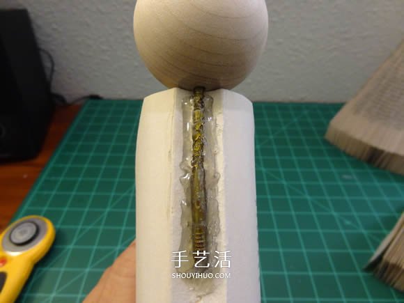 圣誕節(jié)天使書擺飾DIY 很有創(chuàng)意的舊書再利用 -  rpnrmr.com