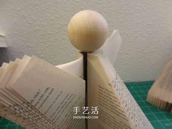 圣誕節(jié)天使書擺飾DIY 很有創(chuàng)意的舊書再利用 -  rpnrmr.com