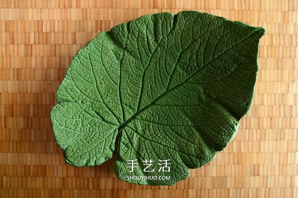 水泥混凝土葉子裝飾盤制作 也可以當(dāng)水果盤用！ -  rpnrmr.com