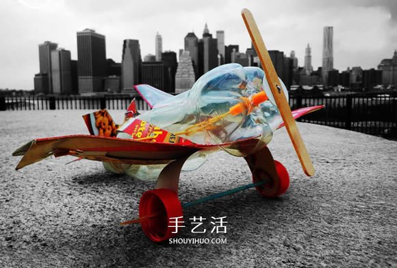 可樂瓶科技小制作 DIY橡皮筋動(dòng)力飛機(jī)的方法 -  rpnrmr.com
