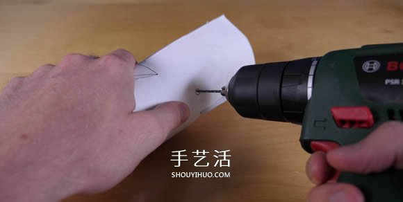 可樂瓶科技小制作 DIY橡皮筋動(dòng)力飛機(jī)的方法 -  rpnrmr.com