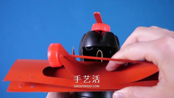 可樂瓶科技小制作 DIY橡皮筋動(dòng)力飛機(jī)的方法 -  rpnrmr.com