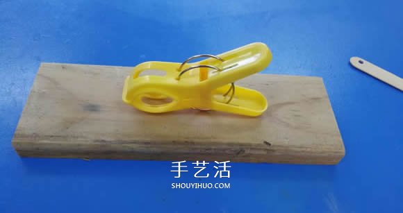 用衣夾制作投石車彈射器玩具的DIY教程 -  rpnrmr.com
