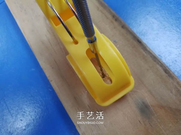 用衣夾制作投石車彈射器玩具的DIY教程 -  rpnrmr.com