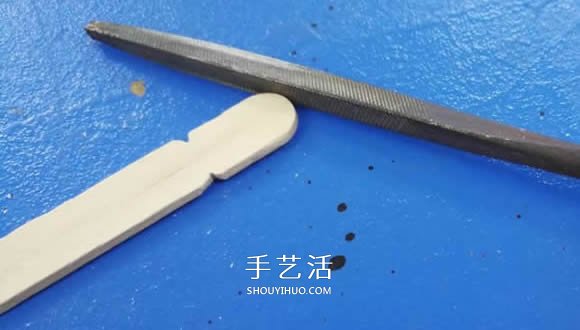 用衣夾制作投石車彈射器玩具的DIY教程 -  rpnrmr.com